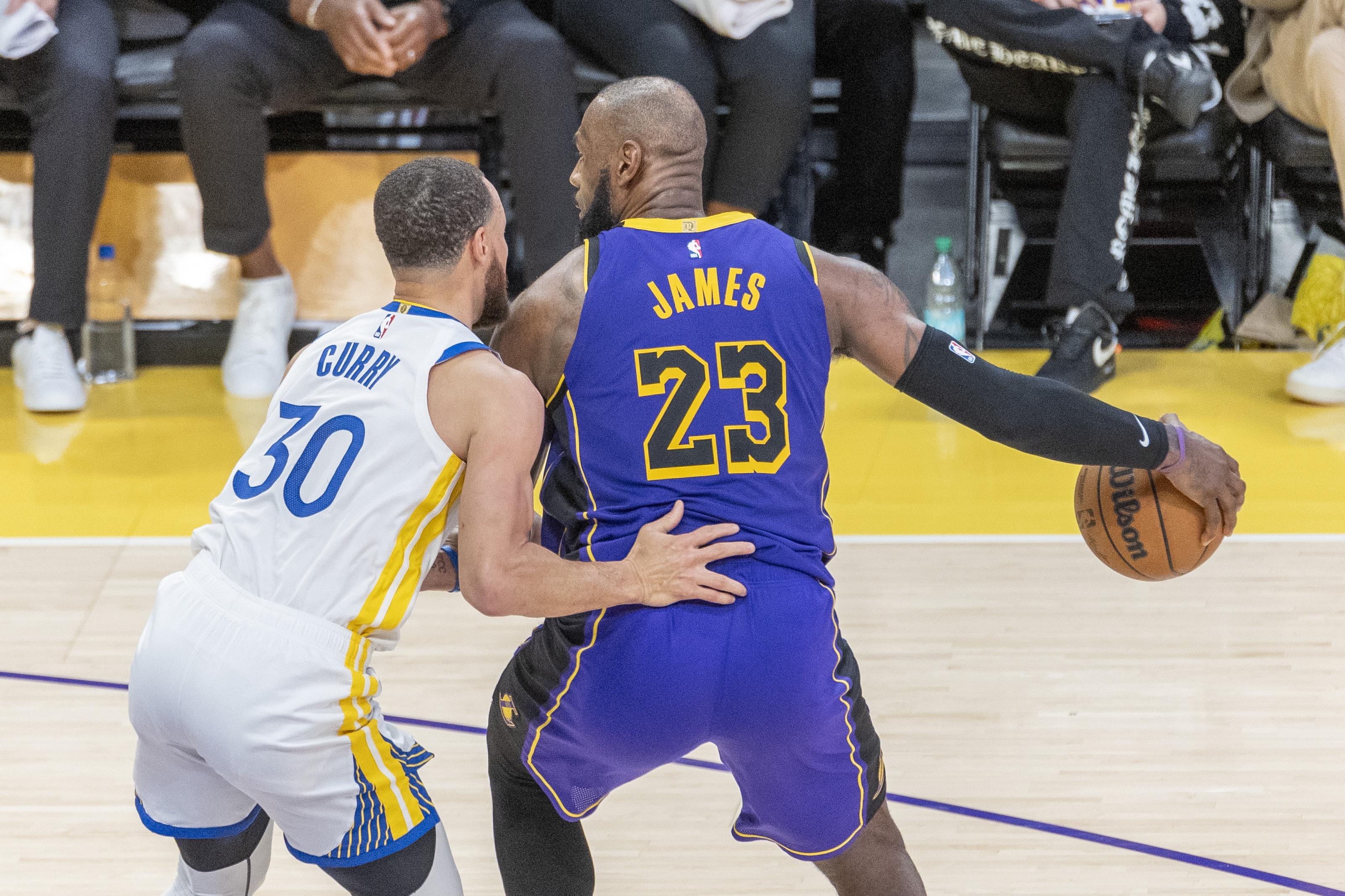 ESPN制片人：希望在詹姆斯退役后能聘請他擔任比賽分析師