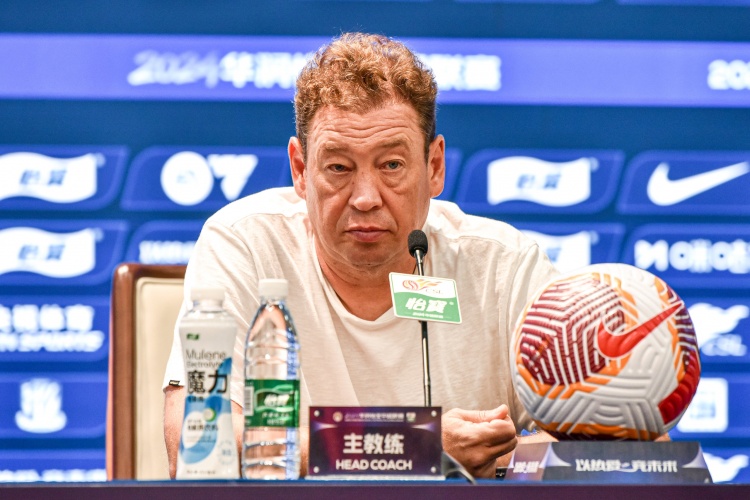 媒體人：申花和冠軍之間差的不是實力而是決心，總覺得可拿可不拿