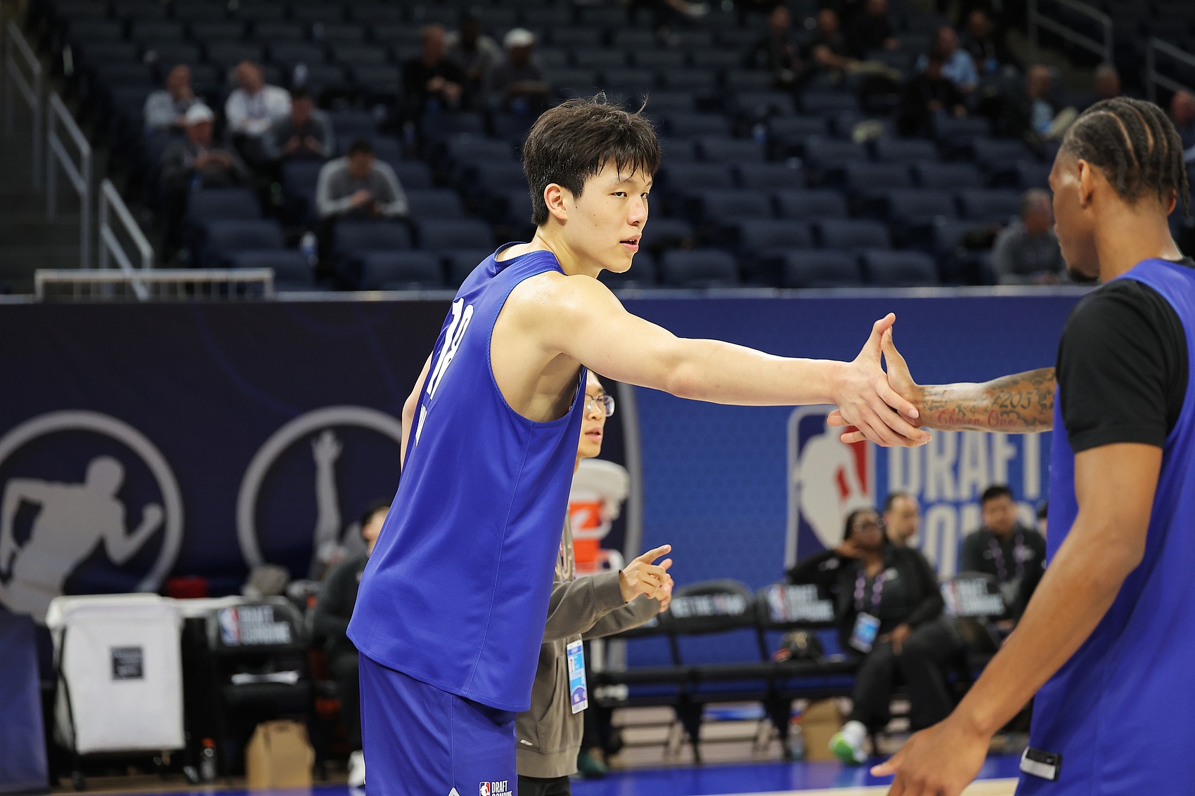 博主：楊瀚森暫停試訓兩天休息一下 選秀前4天才結(jié)束全部試訓