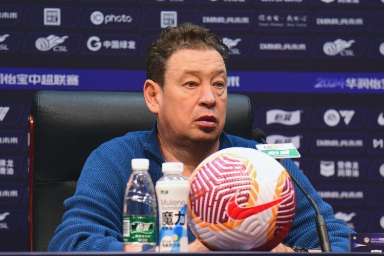 斯盧茨基：明天上海德比申花要展現出自我 劉誠宇是出色的前鋒