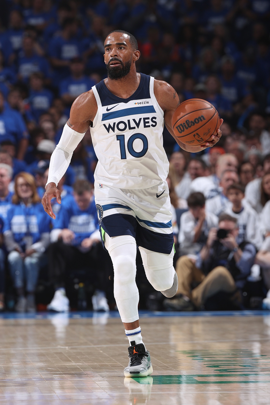 07年4號(hào)秀！奧登談康利仍在打NBA：我為他自豪 他的表現(xiàn)令人欽佩