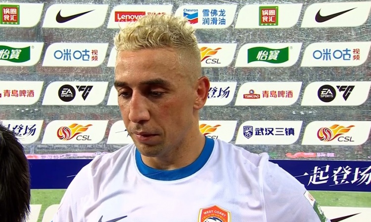 戴維森：回到曾經(jīng)奮斗的家里特別開(kāi)心，今天場(chǎng)地情況不是特別好