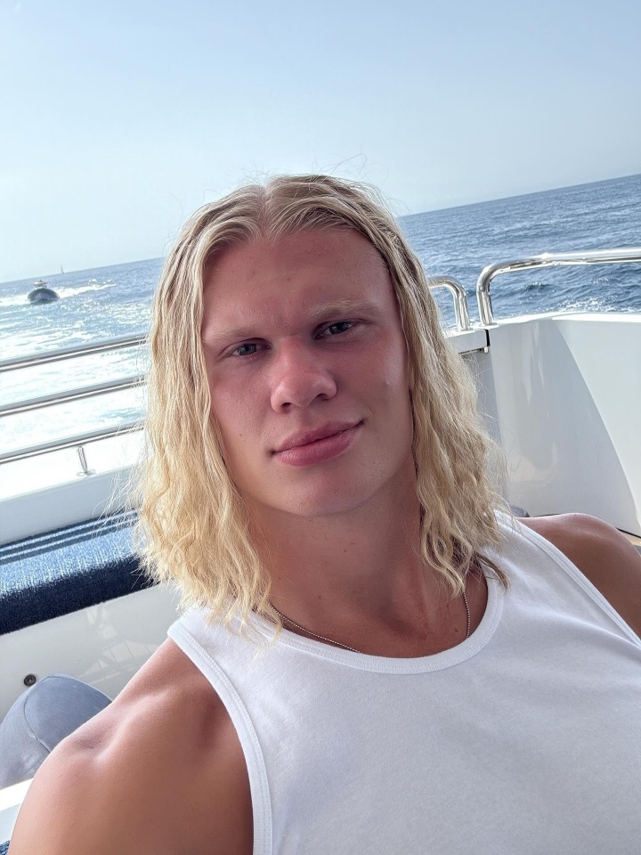 帥??哈蘭德調(diào)侃：吐槽我發(fā)型前先照照鏡子，你真有資格點(diǎn)評嗎？