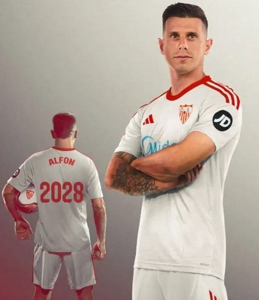 阿斯：塞維邊鋒阿方索-岡薩雷斯右腳扭傷，傷情有待進(jìn)一步觀察