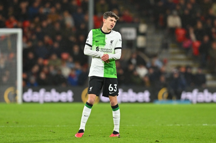 利物浦官方：22歲左后衛(wèi)歐文-貝續(xù)約后外租德比郡，租期一年