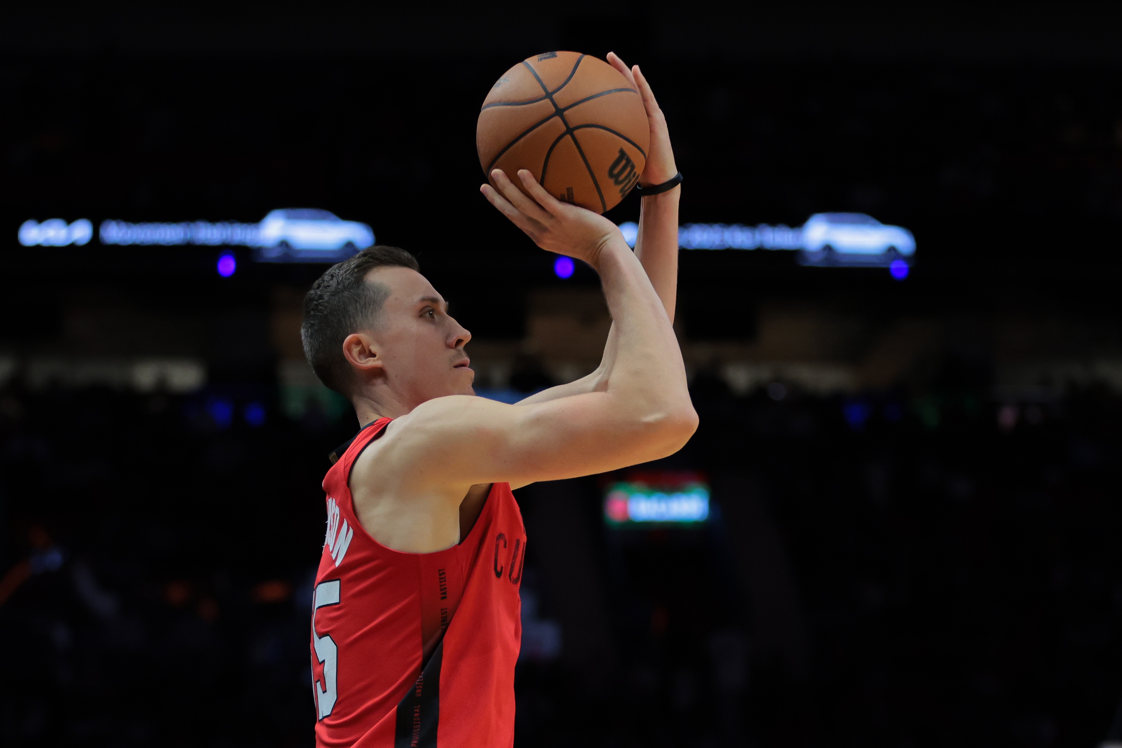 鄧羅：加盟活塞有太多的興奮點(diǎn) 球隊(duì)的氛圍很棒在NBA很難得