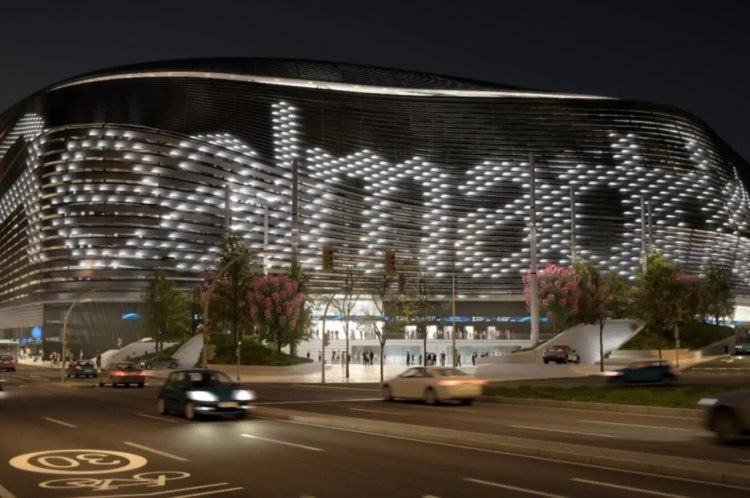 馬卡：皇馬將為伯納烏球場安裝10000盞LED燈并增加內(nèi)部大屏幕