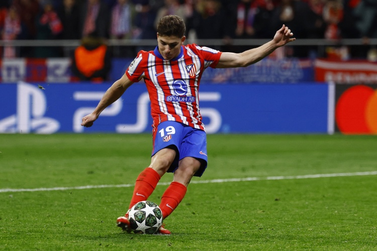 科克談小蜘蛛點(diǎn)球二觸爭議：當(dāng)時(shí)我們完全不知道發(fā)生什么，很震驚