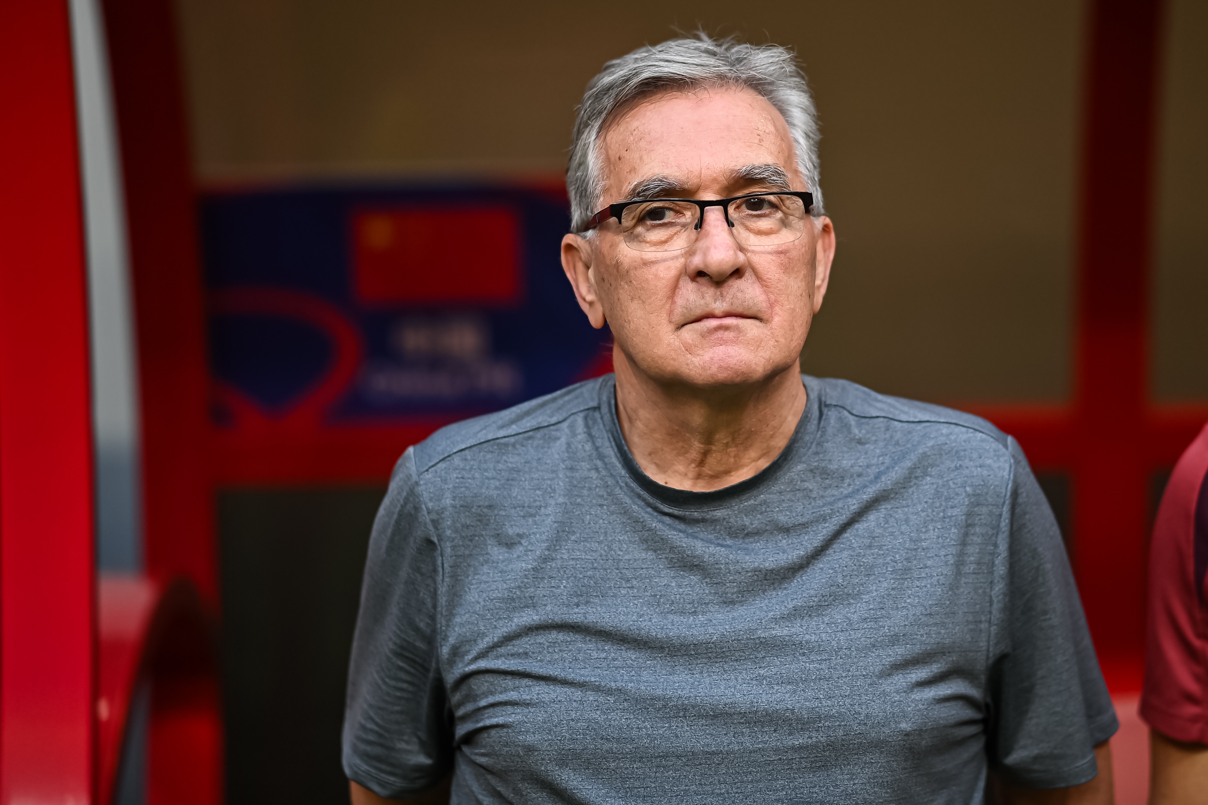 伊萬：執(zhí)教合同會從世界各地發(fā)來，不論在哪兒工作我都不是過客