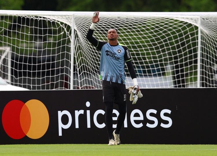 羅馬諾：西漢姆引進(jìn)博塔弗戈門將維克托即將HWG，轉(zhuǎn)會(huì)費(fèi)1000萬歐