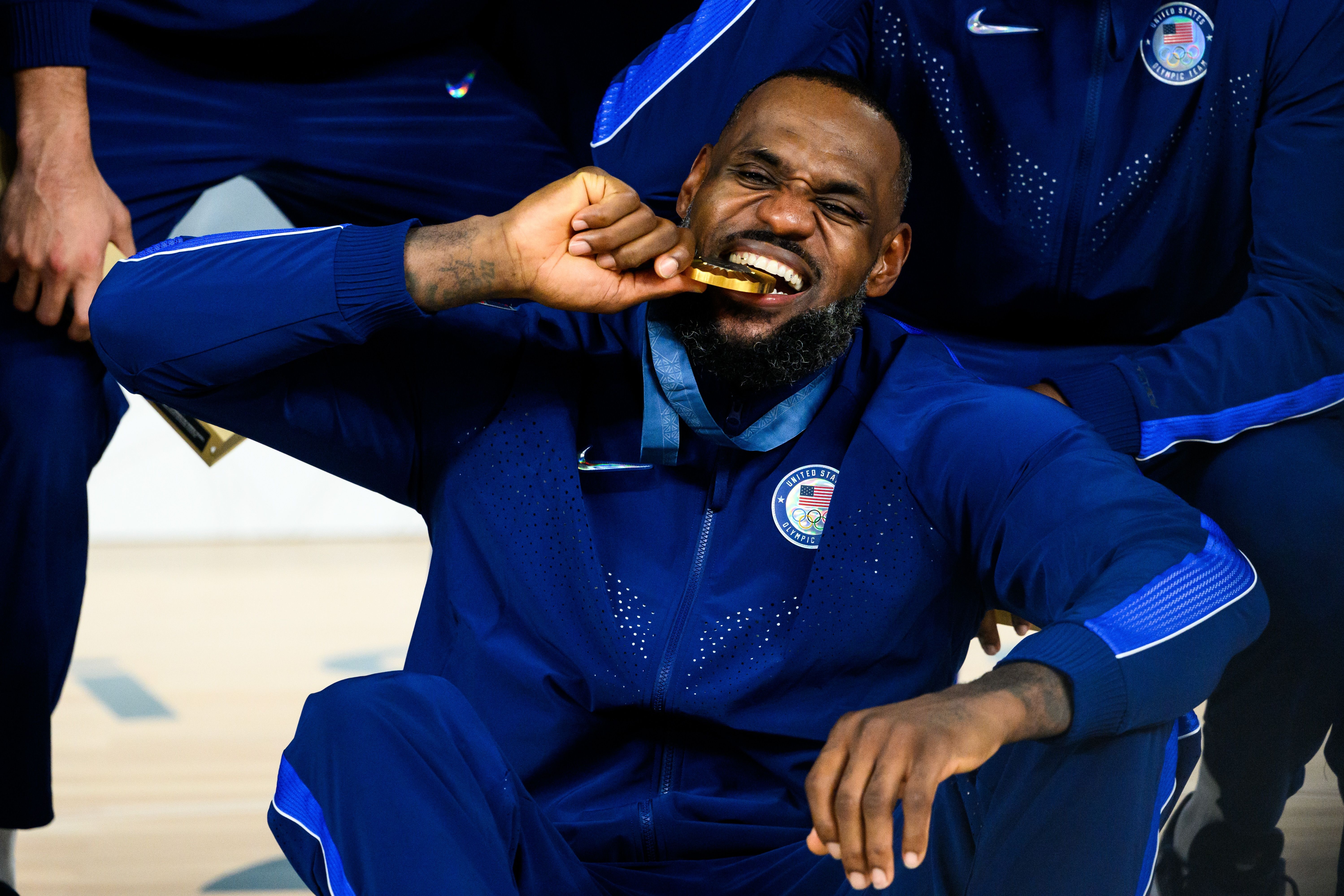 懷特：詹姆斯去年專(zhuān)注于贏得金牌 他說(shuō)我們是12名最頂尖球員??