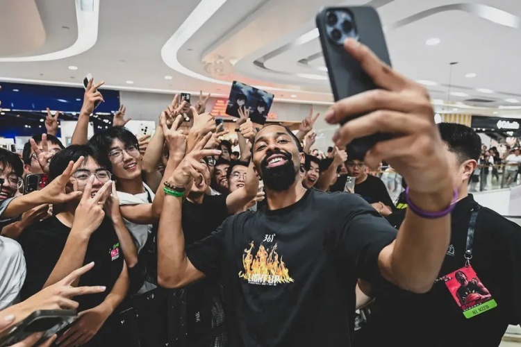 丁威迪中國行——出發(fā)咯，今天有沒有人在西湖偶遇丁局