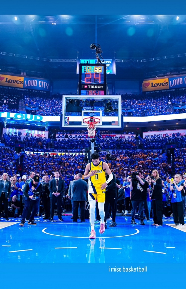 早日回歸??哈利伯頓IG轉(zhuǎn)發(fā)賽場照：我想念籃球??