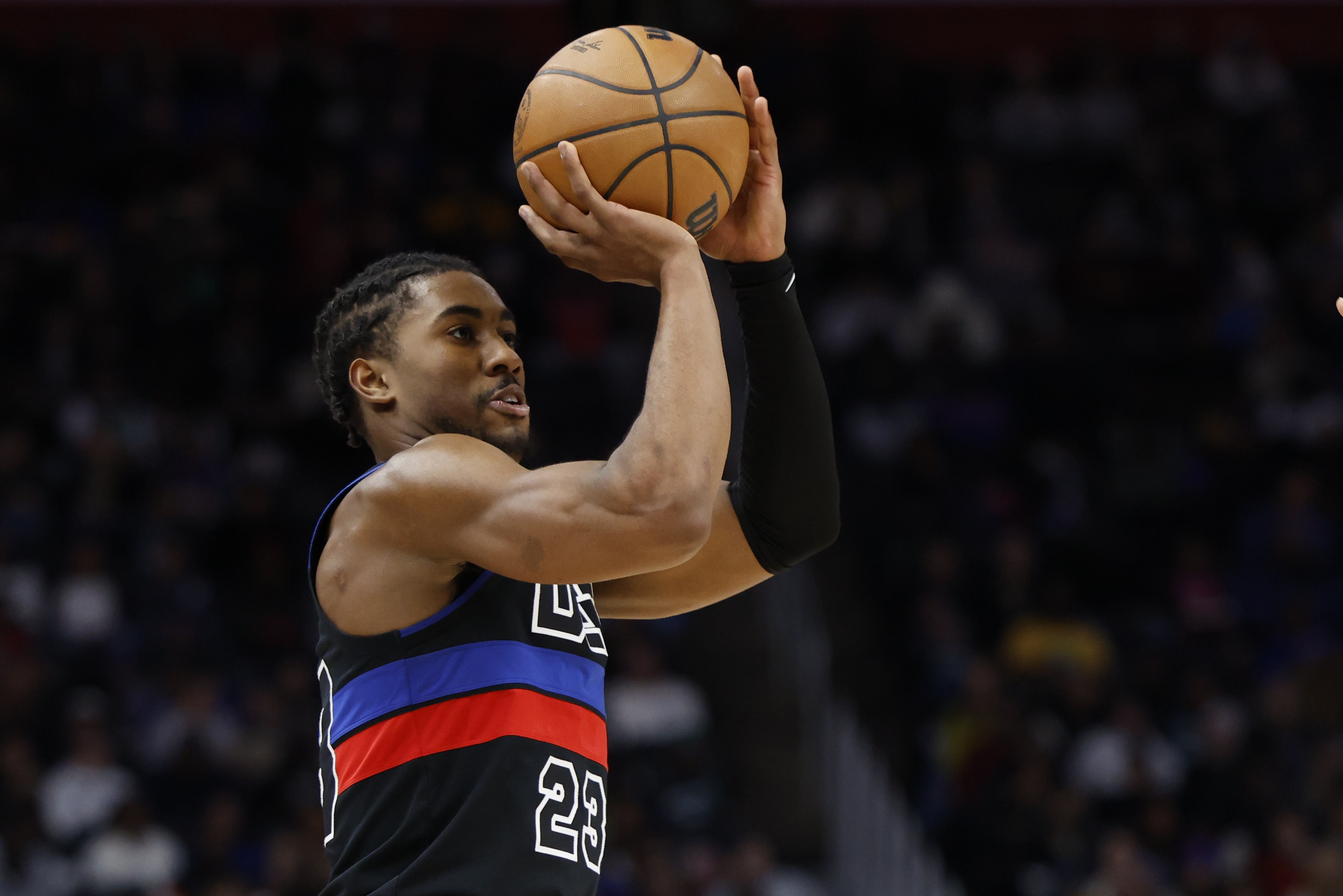 名記：艾維會打出狀態(tài) 若持續(xù)進(jìn)步他能成為改變比賽走向的球員