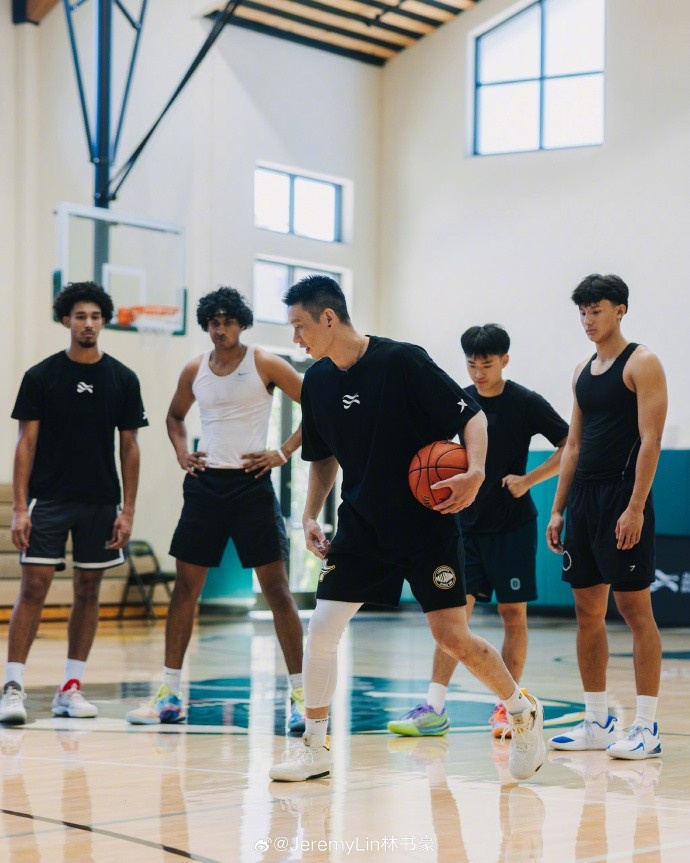 林書豪：舉辦訓(xùn)練營為分享我的經(jīng)驗(yàn) 亞洲籃球文化&教球進(jìn)步空間大