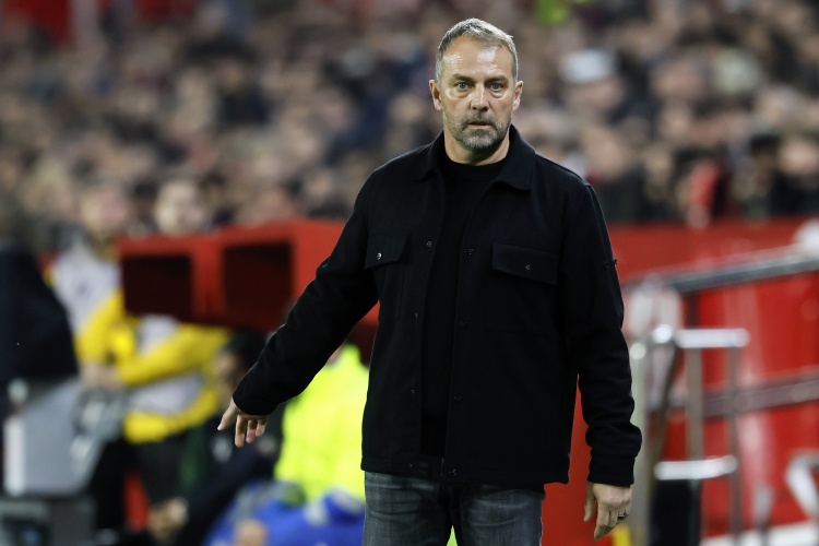 每體：巴薩尚未確定是否引進中衛(wèi)新援，可能簽下一名左腳中衛(wèi)