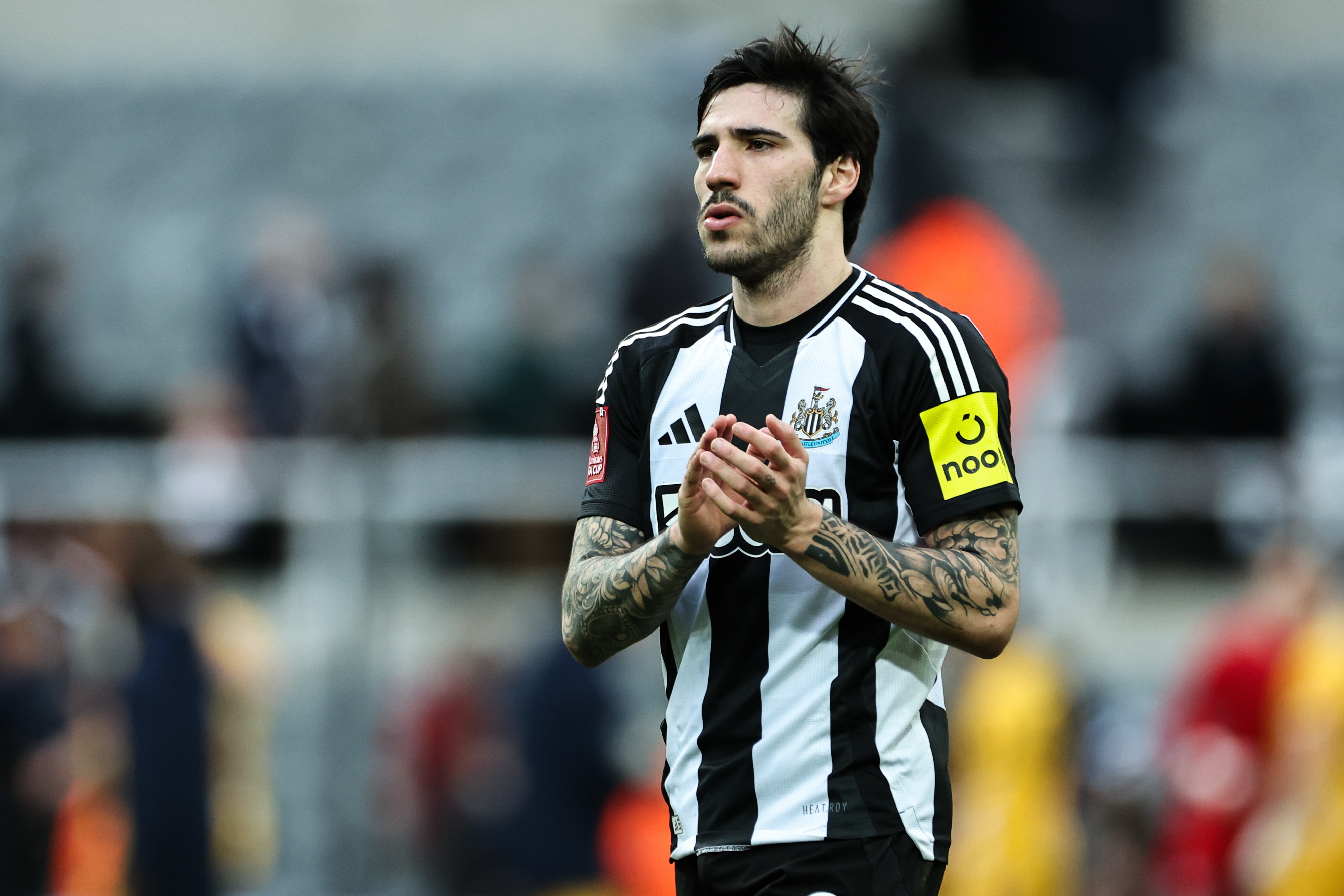 米體：尤文有意托納利，愿把弗拉霍維奇&D-路易斯&薩沃納加入談判