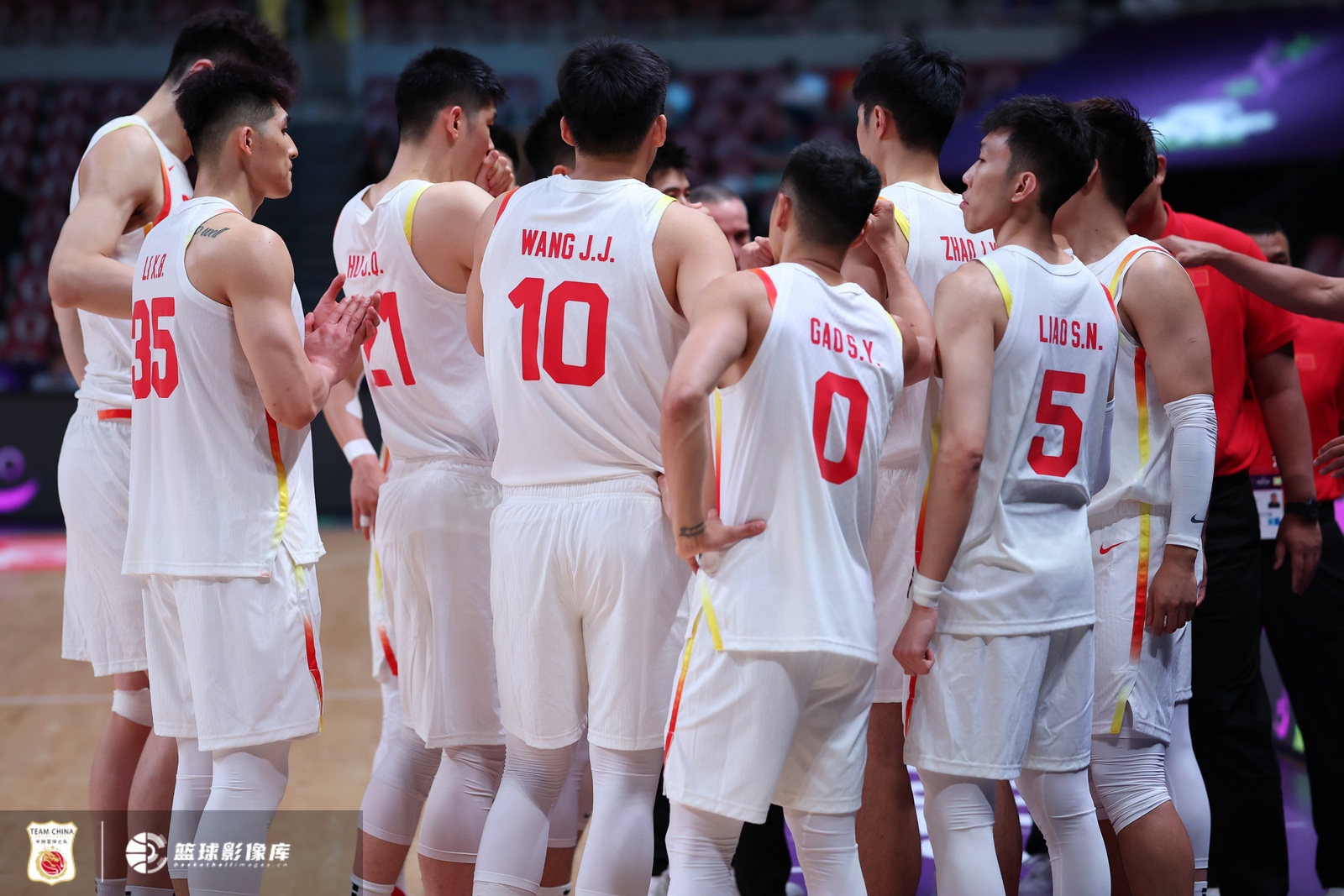 媒體人：中國男籃是本屆賽事中唯二沒蓋帽的球隊 內線護筐是隱患