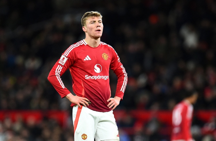 都體：米蘭正在試圖說(shuō)服霍伊倫，但阿萊格里沒(méi)有放棄弗拉霍維奇