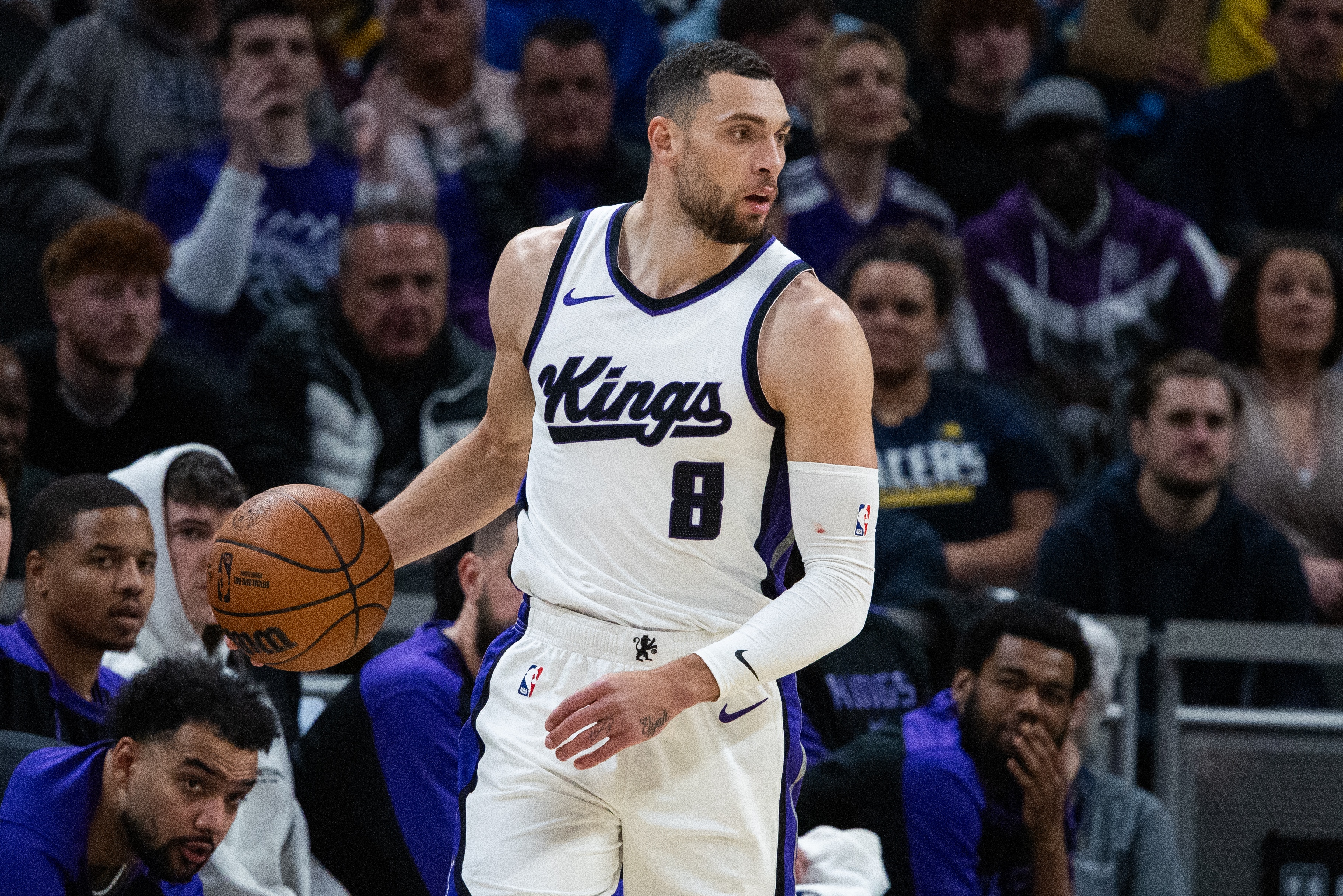 球迷討厭拉文？隊(duì)記：他的表現(xiàn)沒問題 要怪就怪球隊(duì)做了這筆交易