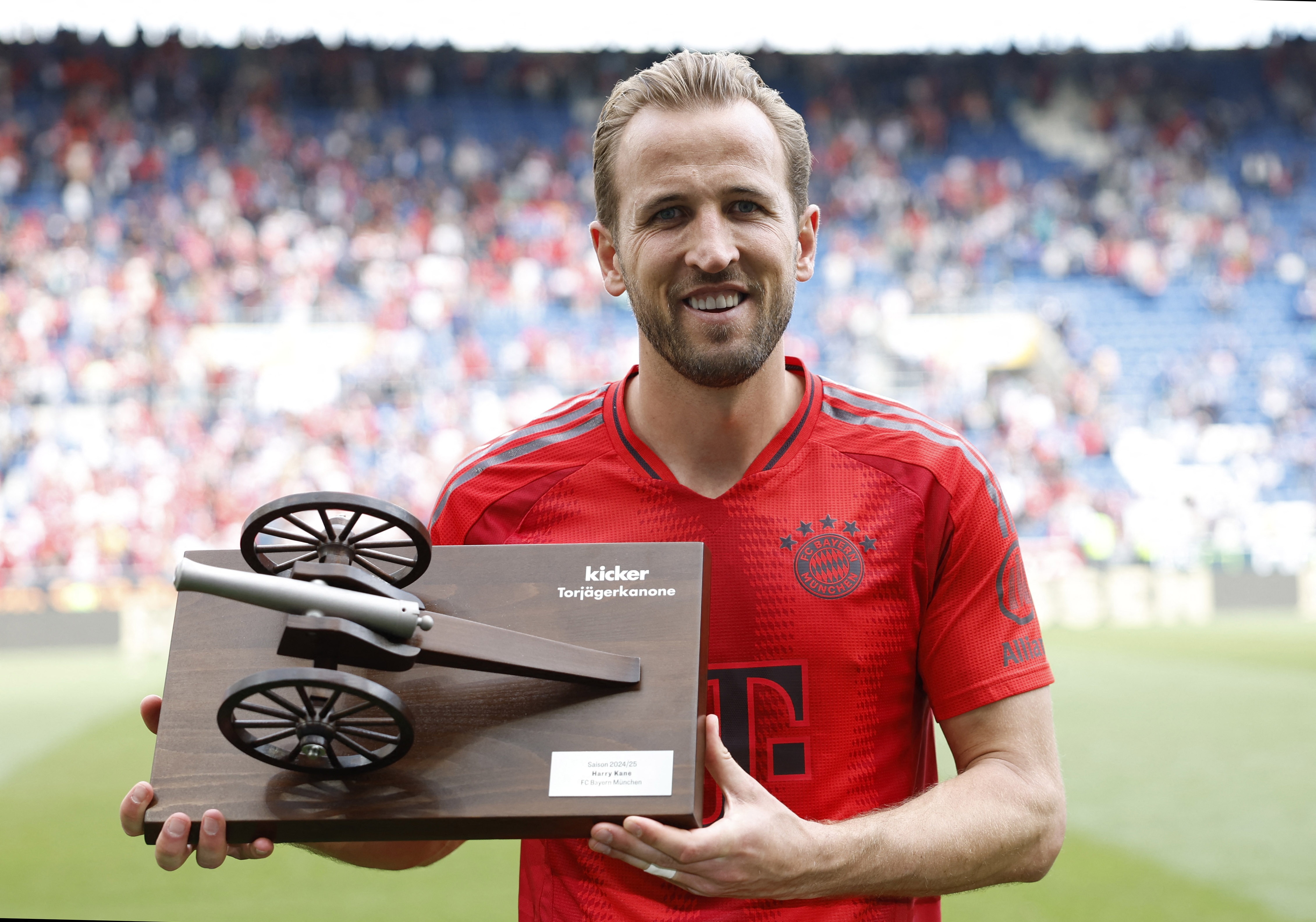 凱恩談帕利尼亞加盟熱刺：他對英超非常熟悉，去了一個好地方