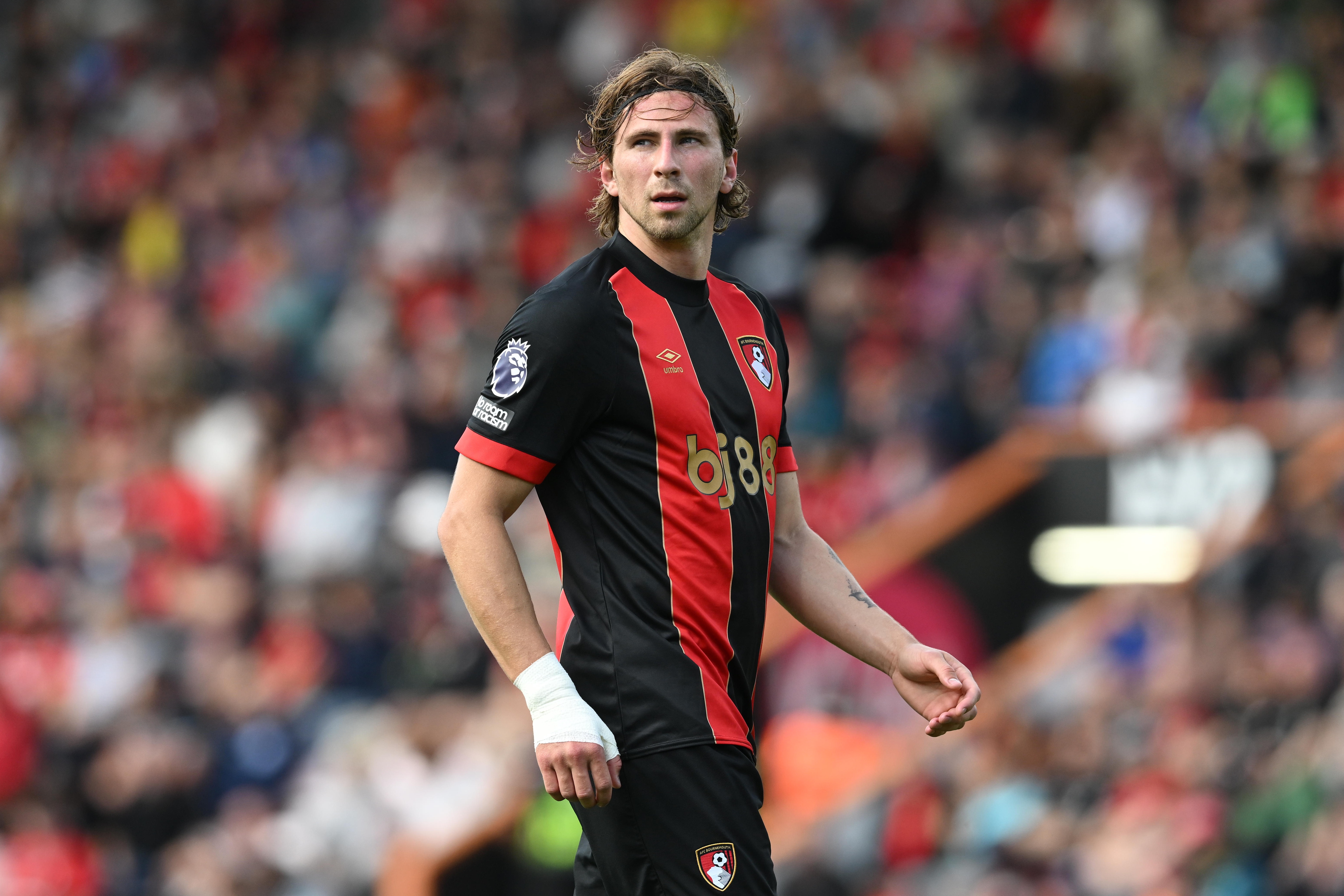 羅馬諾：扎巴尼抵達(dá)巴黎，雙方俱樂(lè)部昨日已完成所有文件簽署