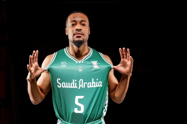 燃盡了！拉赫曼鏖戰(zhàn)42分鐘 23中12空砍33分5板4助1斷+8三分