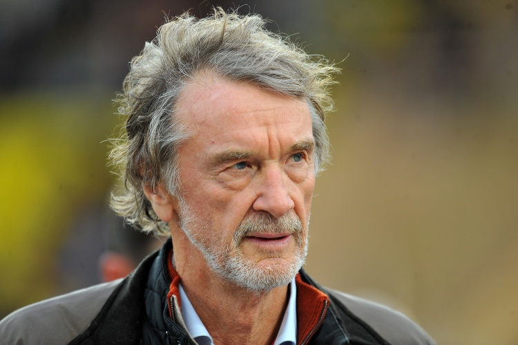 隊(duì)報(bào)：盡管在轉(zhuǎn)會(huì)市場(chǎng)投入不足，但英力士集團(tuán)不會(huì)出售尼斯