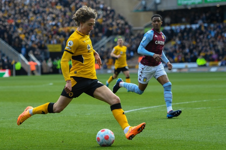 記者：羅馬向法比奧-席爾瓦提交5年合同報價，球員傾向于去意甲