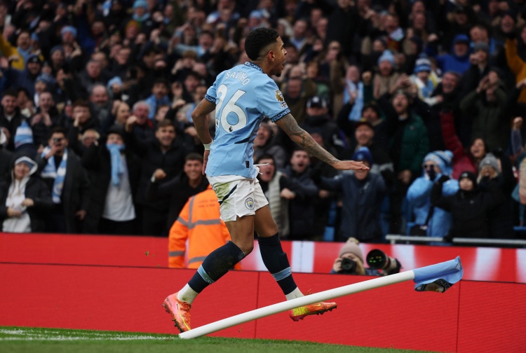 ??記者：曼城對薩維尼奧要價最低8000萬歐，他們的態(tài)度很堅決