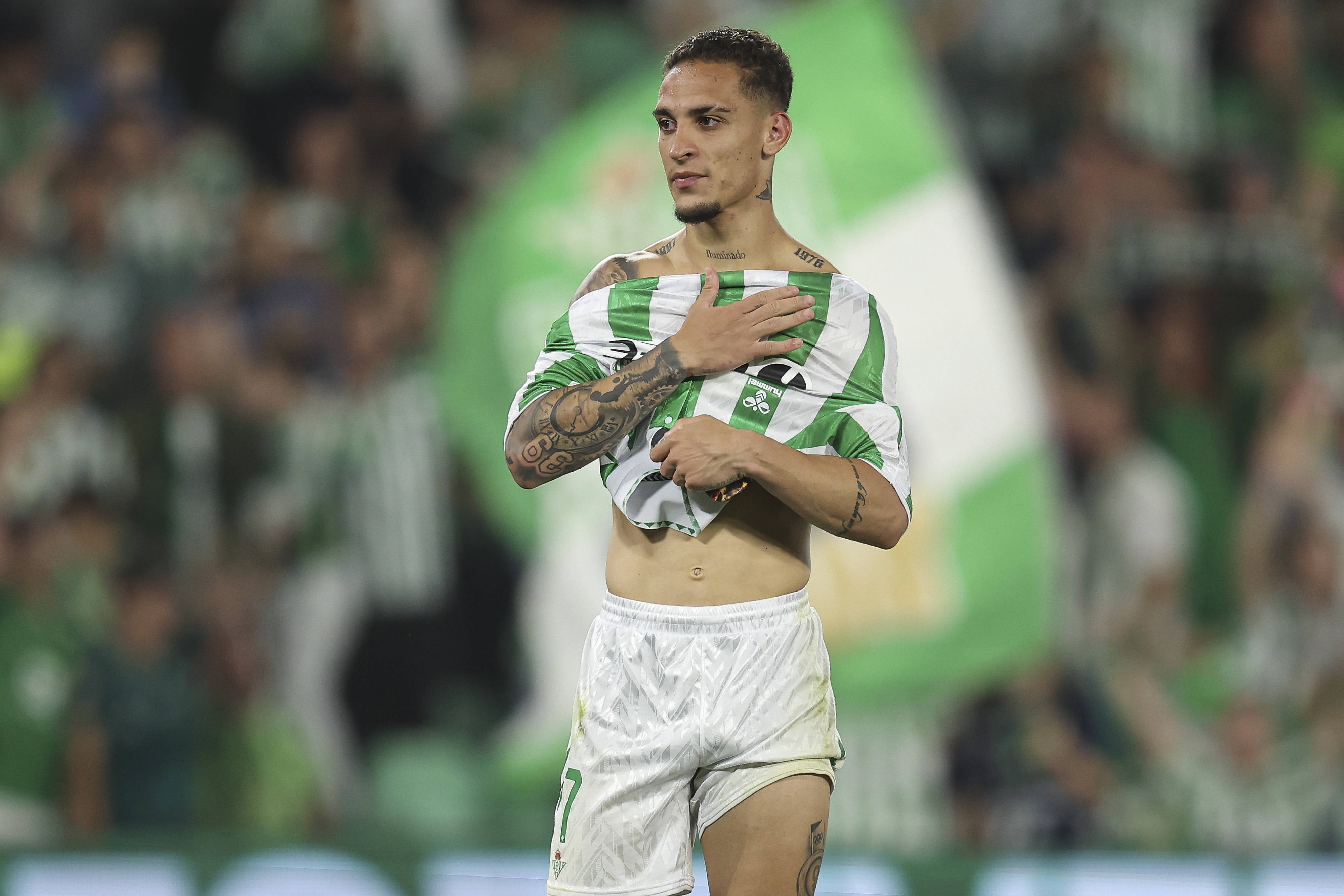 天空：貝蒂斯很難簽下安東尼，安東尼一心想重返貝蒂斯