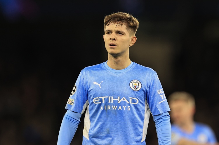 曼晚：此前多家德國俱樂部有意麥卡蒂，但曼城拒絕約2500萬鎊報價