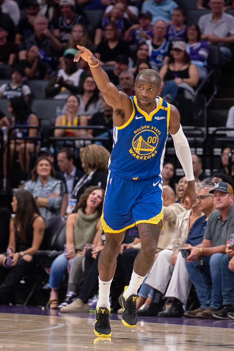 若你是庫明加 選勇士的2年4500萬？還是簽1年790萬換明夏自由身？