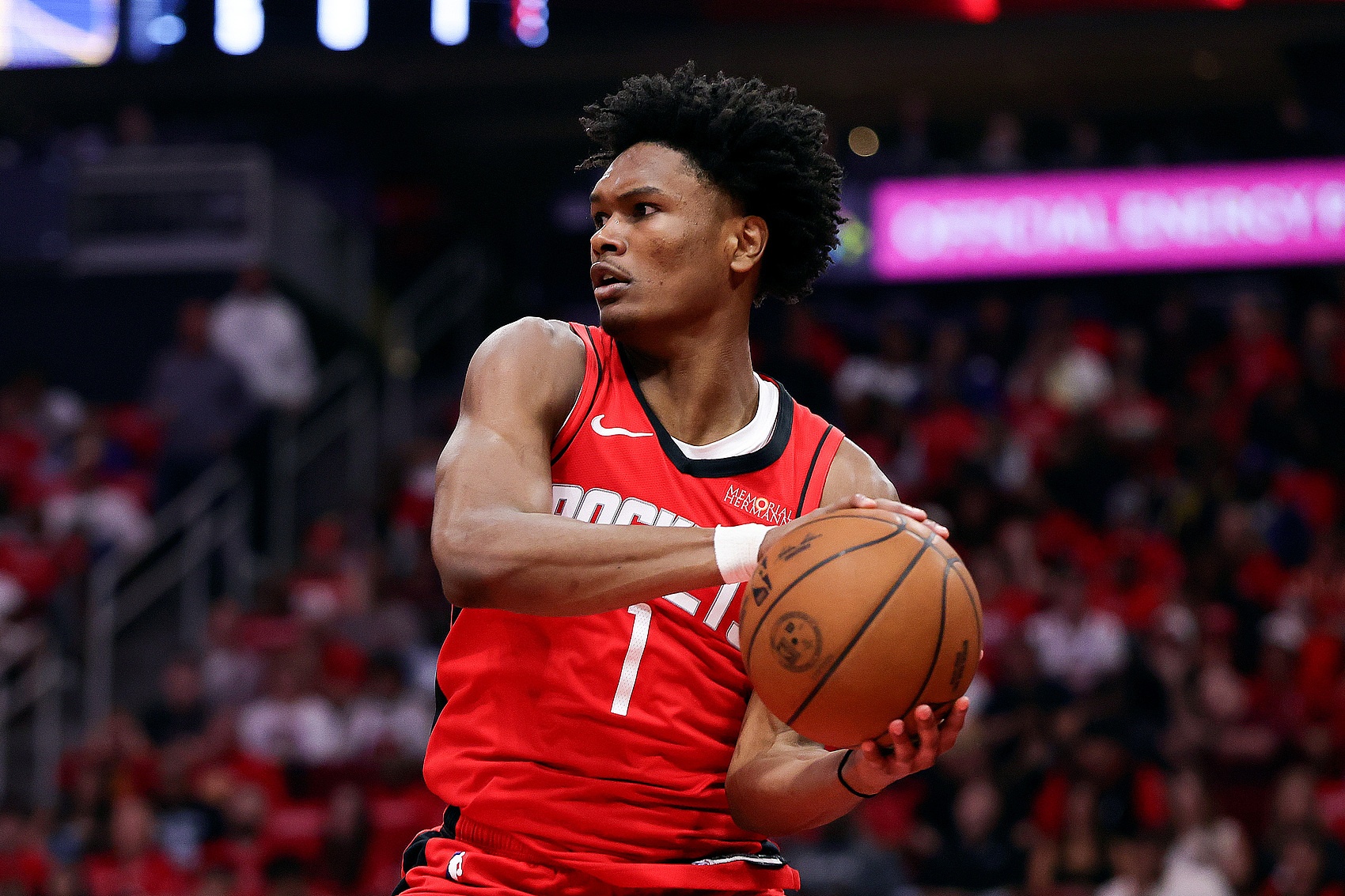 斯通：我們沒法讓謝潑德去試錯 而給阿門機會因其能打任何位置