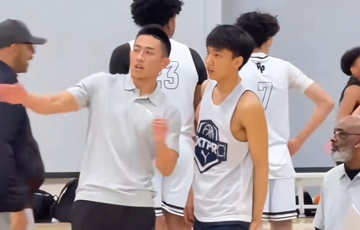 柯冉前教練爆料他在美國訓(xùn)練遲到、消息不回、比賽玩失蹤