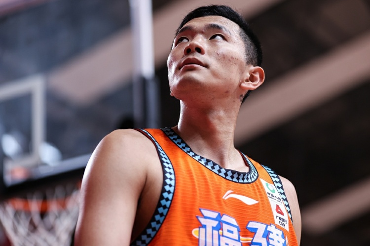 陳林堅過去兩個賽季只打了10場比賽 經(jīng)歷兩次賽季報銷