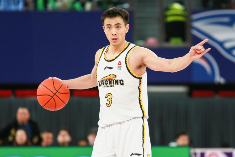 媒體人：大學(xué)生后衛(wèi)球員最欣賞的CBA后衛(wèi) 80%～90%的答案是趙繼偉