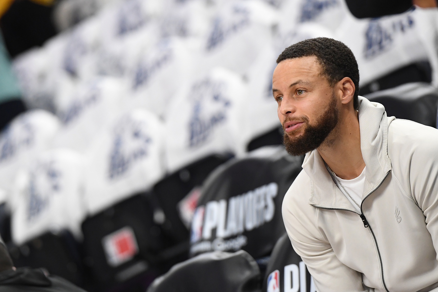 庫(kù)里談自己對(duì)比賽的影響：孩子們看過我的比賽 這是最大的褒獎(jiǎng)