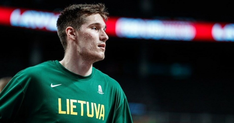 曾簽約76人！圖貝利斯10中8高效貢獻(xiàn)17分7板2斷 正負(fù)值+4