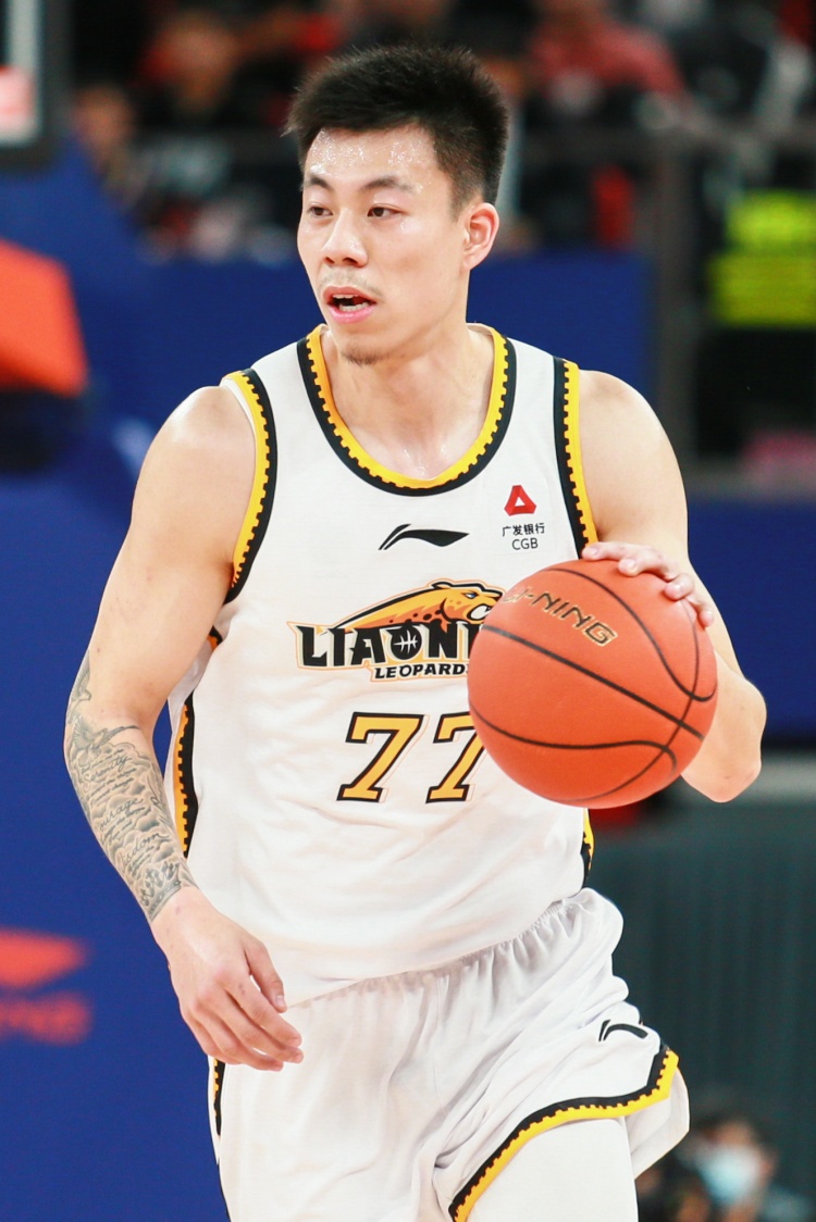 媒體人：遼寧對張鎮(zhèn)麟&付豪的交易持開放態(tài)度 民企球隊生存壓力大