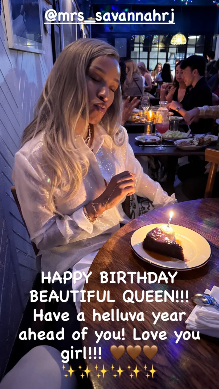 愛妻狂魔！詹姆斯曬燭光晚餐照 祝妻子生日快樂：美麗的女王