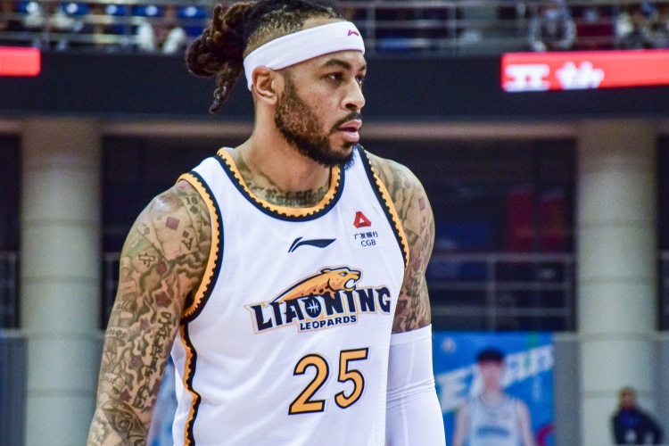 沈陽(yáng)日?qǐng)?bào)：鎖定莫蘭德&杰隆-布朗 遼寧男籃外援引進(jìn)先下手為強(qiáng)