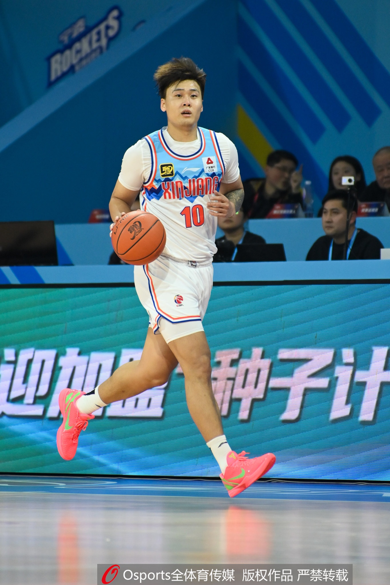 媒體人：北京和北控主動(dòng)聯(lián)系新疆希望得到趙睿 目前沒(méi)決定性進(jìn)展