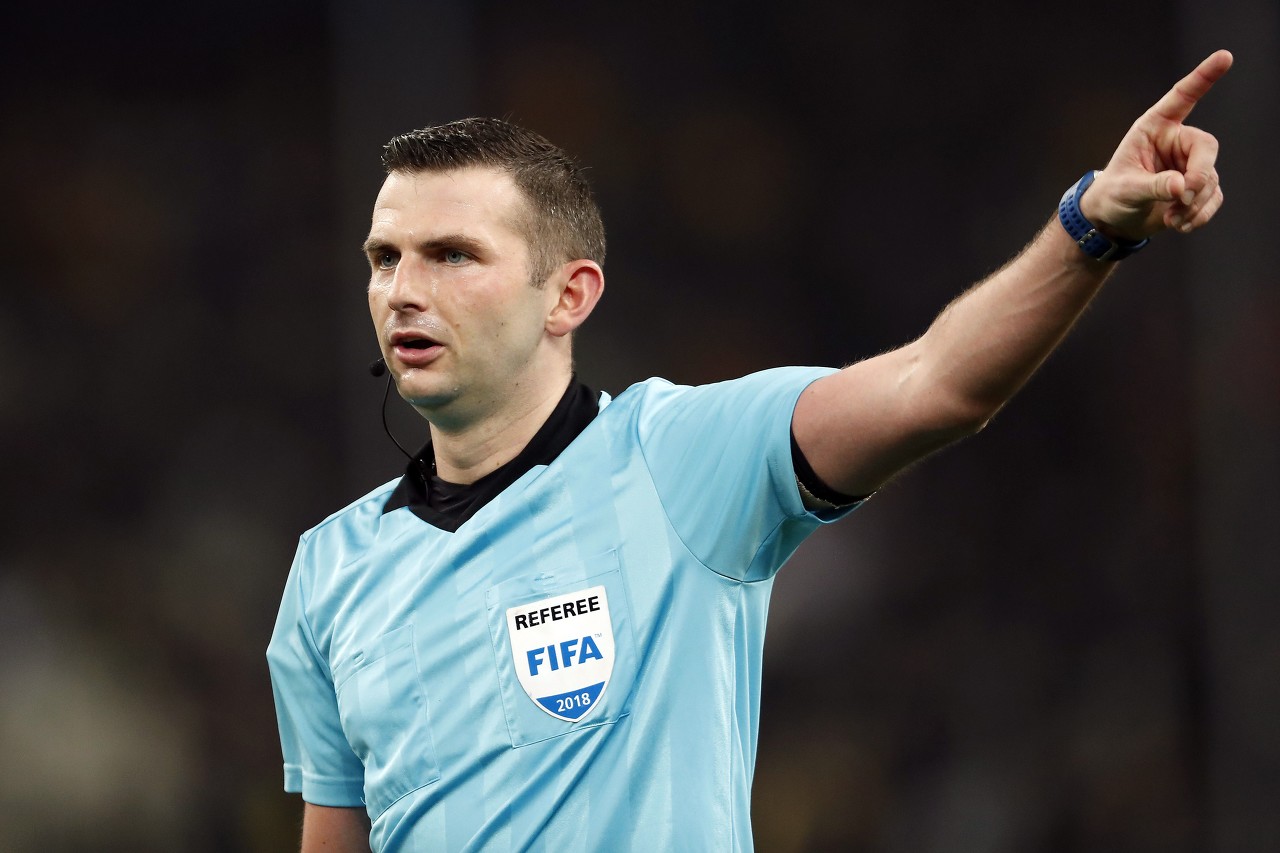 官方：英超名哨邁克爾-奧利弗將執(zhí)法西班牙vs土耳其的世預(yù)賽