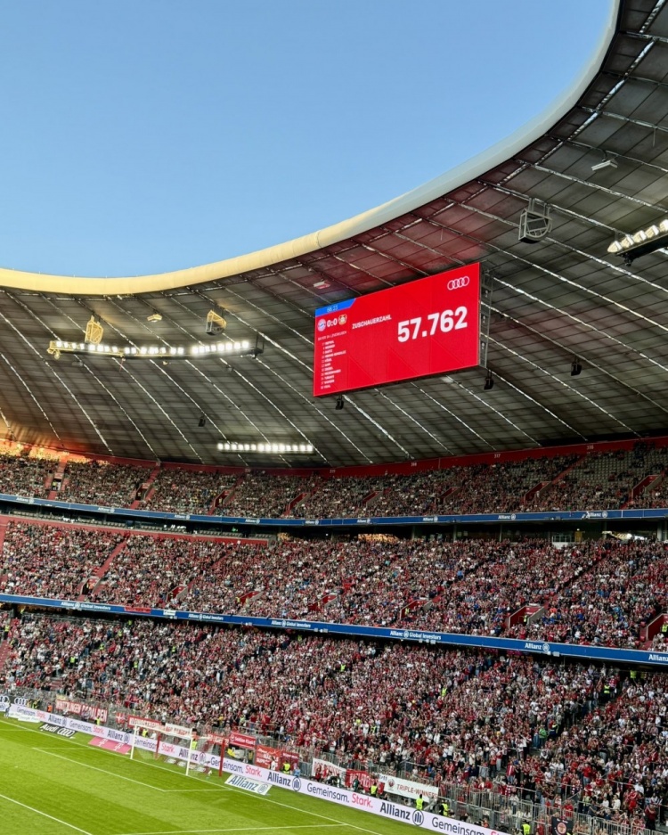 球市火爆！57762人觀戰(zhàn)拜仁女足vs藥廠女足，創(chuàng)德甲女足上座紀錄