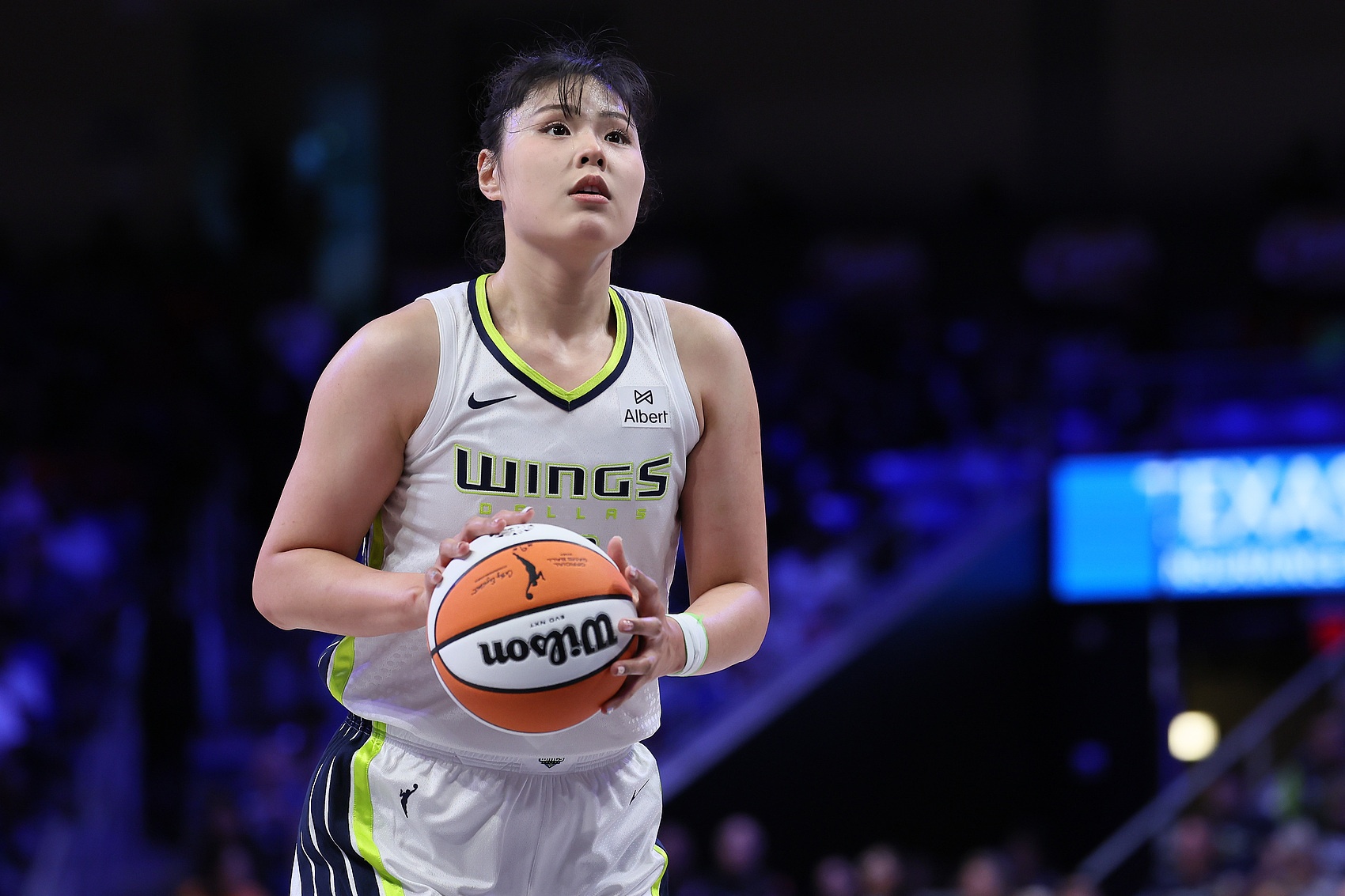 媒體人談李月汝收購(gòu)歐洲女籃球隊(duì)：真不是個(gè)掙錢的事情 令人欽佩