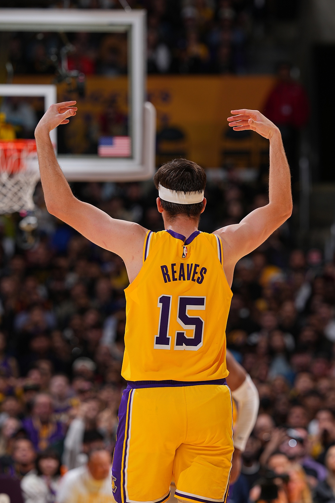 湖記：里夫斯下份合同尋求3000-3500萬年薪 馬刺等隊(duì)可能關(guān)注