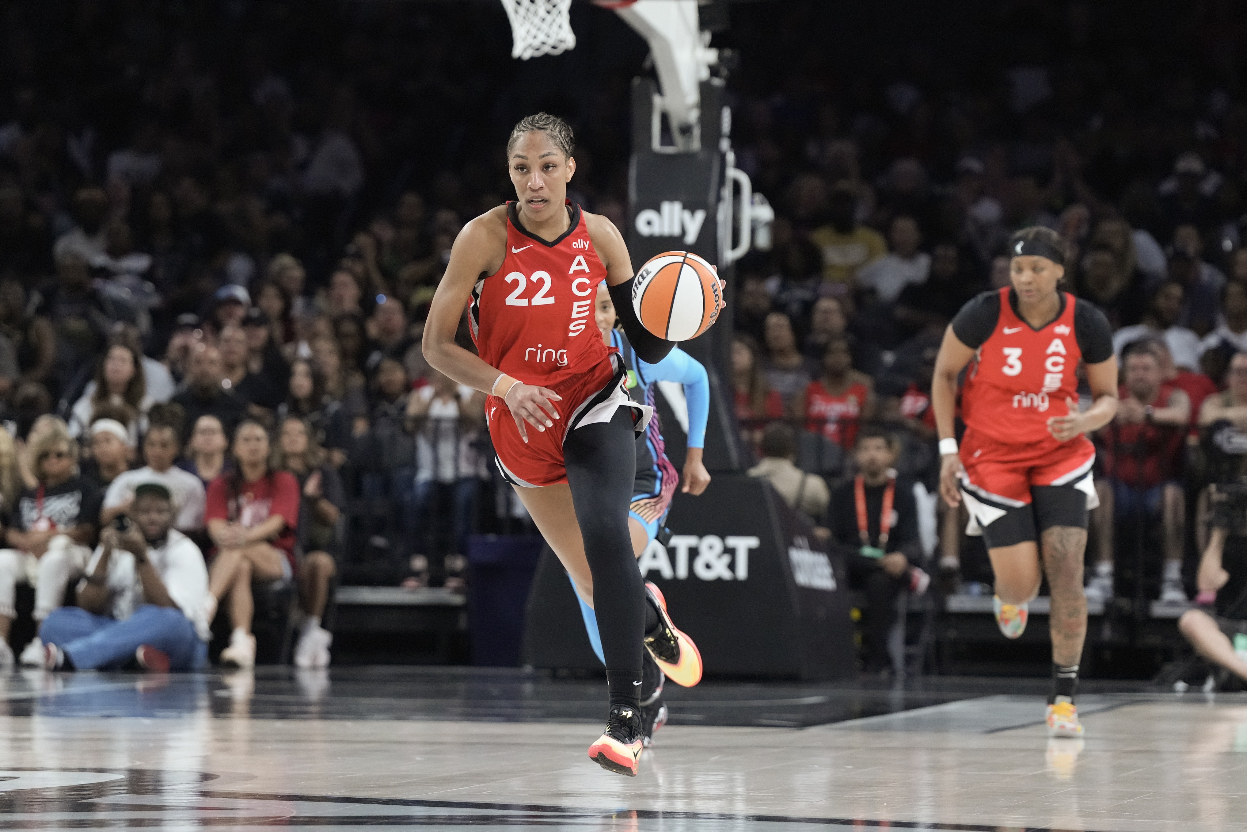 WNBA公布MVP五大候選：阿賈、科利爾、格雷、米切爾、托馬斯