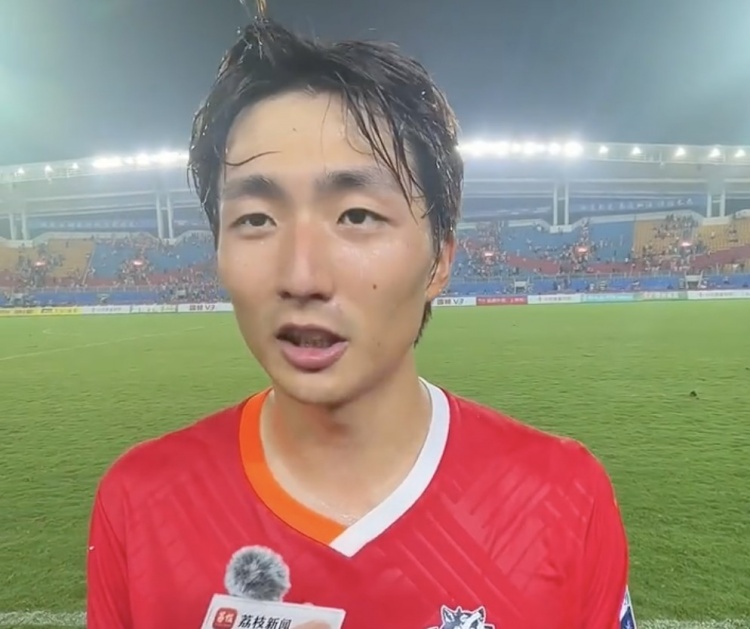南通隊10勝2平位列蘇超常規(guī)賽第一，隊長：我們的目標就是冠軍